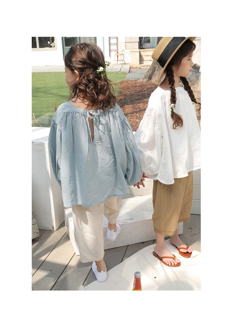 NEW Bien a Bien Sio Kid's Puff Sleeve Blouse Sky | BIEN BIEN bienbienshop.com